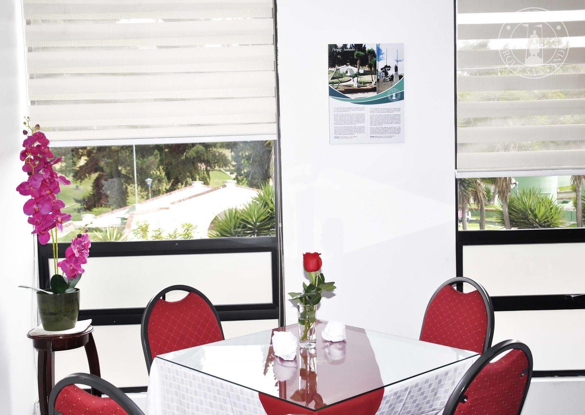 Hotel Parque Santander 툰하 외부 사진